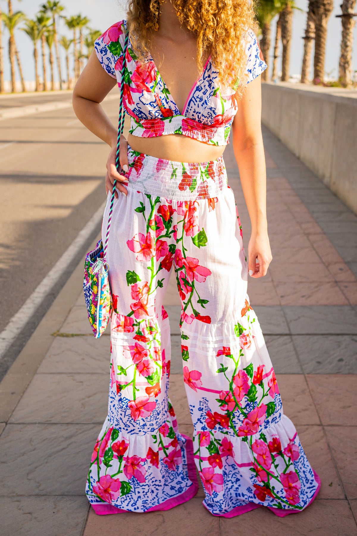 PANTALONI LUNGHI CON STAMPA FLOREALE