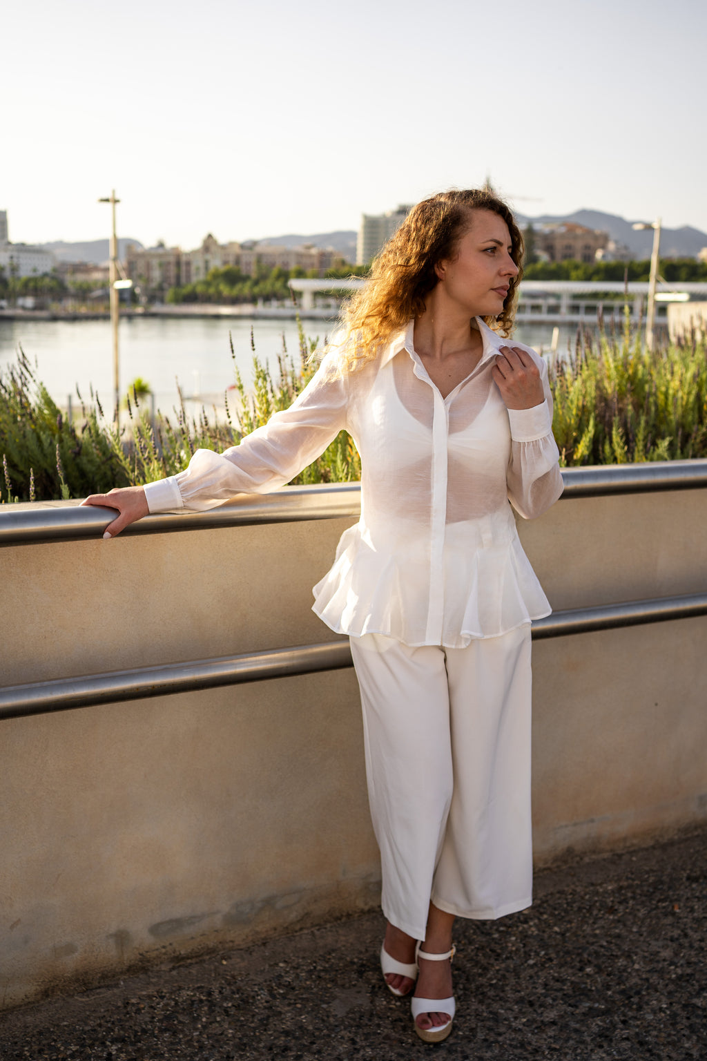 PANTALÓN MODELO CAPRI