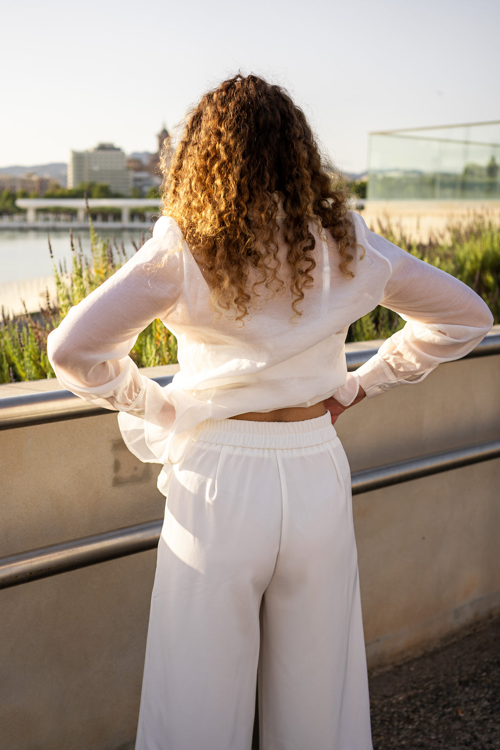 PANTALÓN MODELO CAPRI